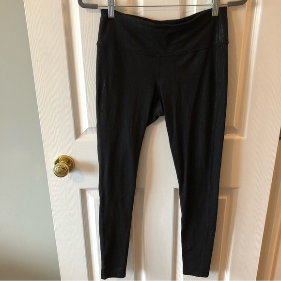 Athleta shiny textured black full length transcend tight legging sz M - Picture 4 of 7